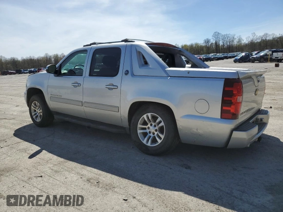 2013 Chevrolet Avalanche LS with VIN 3GNTKEE73DG370698, listed as a Copart auction lot 54191395 with 124,046 mi miles and Salvage title. Bid and sale history available at DreamBid. Image 2.