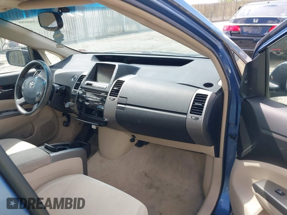 2005 Toyota Prius with VIN JTDKB20UX53094461, listed as a IAAI auction lot 42200088 with 195,058 mi miles. Bid and sale history available at carsss.com. Image 5.