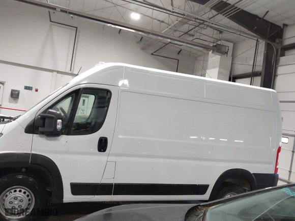 2025 Ram ProMaster Cargo Van Tradesman with VIN 3C6LRVCG1SE511954, listed as a IAAI auction lot 42079049 with 13,379 mi miles. Bid and sale history available at carsss.com. Image 14.