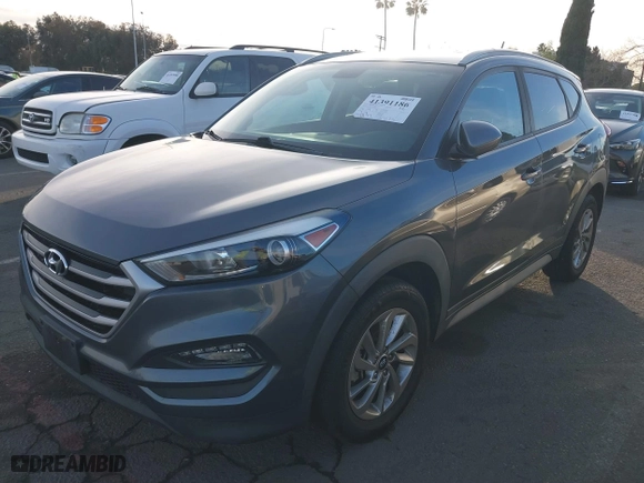 2017 Hyundai Tucson SE Plus with VIN KM8J33A47HU396149, listed as a IAAI auction lot 41391186 with 58,192 mi miles. Bid and sale history available at carsss.com. Image 17.