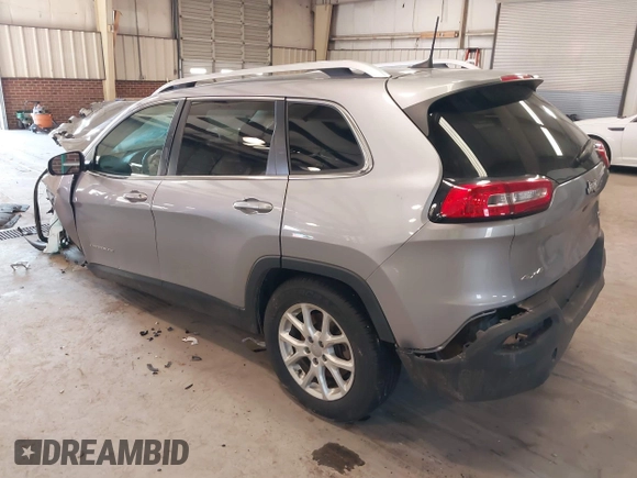 2018 Jeep Cherokee Latitude with VIN 1C4PJMCB7JD539368, listed as a IAAI auction lot 41525131 with Not Provided miles. Bid and sale history available at carsss.com. Image 3.