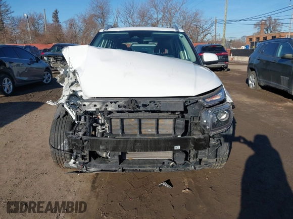 2023 Hyundai Venue Limited with VIN KMHRC8A31PU233714, listed as a IAAI auction lot 41758056 with 10,532 mi miles and . Bid and sale history available at DreamBid. Image 16.