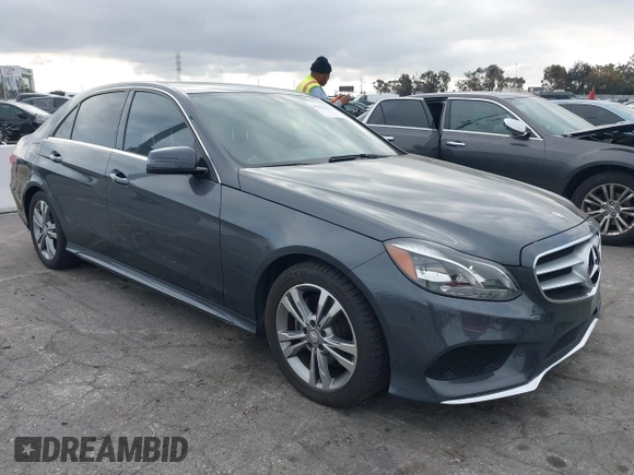 2014 Mercedes-Benz E-Class E 250 BlueTEC Luxury with VIN WDDHF0EB6EA942847, listed as a IAAI auction lot 41631294 with 48,650 mi miles. Bid and sale history available at carsss.com. Image 1.