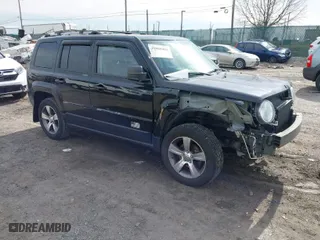 2016 Jeep Patriot High Altitude Edition with VIN 1C4NJRFB7GD789654, listed as a IAAI auction lot 41800088 with 47,739 mi miles. Bid and sale history available at carsss.com. Image 1.