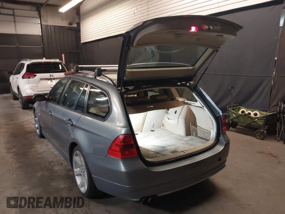 2006 BMW 3 Series 325xi with VIN WBAVT13506KW23509, listed as a IAAI auction lot 41621786 with 196,193 mi miles and . Bid and sale history available at DreamBid. Image 3.