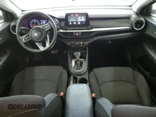 2021 Kia Forte LXS z VIN 3KPF24AD3ME399979, wystawiony jako Copart lot #58236575 z przebiegiem 83 087 mil mil oraz Czysty tytuł • Clean title. Historia ofert i sprzedaży dostępna na DreamBid. Obrazek 8.