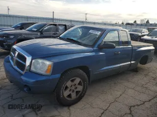 2005 Dodge Dakota SLT with VIN 1D7HW42N15S164120, listed as a Copart auction lot 84000074 with 107,087 mi miles and Non Repairable. Bid and sale history available at carsss.com. Image 1.