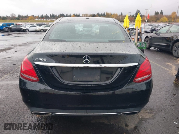 2018 Mercedes-Benz C 300 with VIN 55SWF4JB2JU265097, listed as a IAAI auction lot 40845046 with 100,576 mi miles and . Bid and sale history available at DreamBid. Image 16.