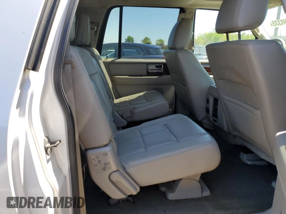 2013 Lincoln Navigator z VIN 5LMJJ3J50DEL03522, wystawiony jako Copart lot #54768335 z przebiegiem 137 326 mil mil oraz Czysty tytuł • Clean title. Historia ofert i sprzedaży dostępna na DreamBid. Obrazek 11.