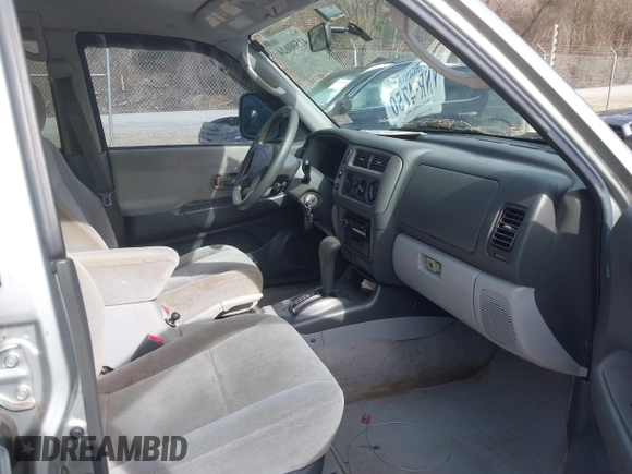 2000 Mitsubishi Montero LS z VIN JA4LS31H9YP005577, wystawiony jako IAAI lot #41590624 z przebiegiem 149 625 mil mil oraz . Historia ofert i sprzedaży dostępna na DreamBid. Obrazek 5.