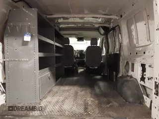 2016 Ford Transit Cargo с VIN 1FTYE1ZM0GKA25625, выставлен на аукционе IAAI как лот 42597057 с пробегом 139 037 миль миль и . История ставок и продаж доступна на DreamBid. Изображение 18.