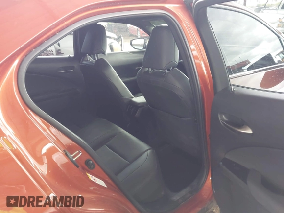 2019 Lexus UX 200 z VIN JTHY3JBH9K2005464, wystawiony jako IAAI lot #42196158 z przebiegiem 50 910 mil mil oraz . Historia ofert i sprzedaży dostępna na DreamBid. Obrazek 8.