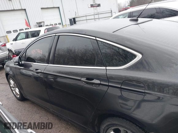 2013 Ford Fusion SE with VIN 3FA6P0HR5DR162968, listed as a IAAI auction lot 41197999 with 196,691 mi miles. Bid and sale history available at carsss.com. Image 14.