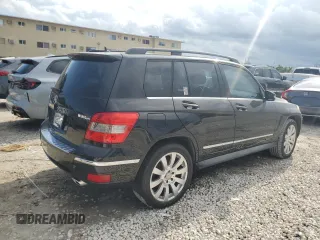2010 Mercedes-Benz GLK 350 with VIN WDCGG5GB4AF339657, listed as a Copart auction lot 71536524 with 111,074 mi miles and Non Repairable. Bid and sale history available at DreamBid. Image 3.
