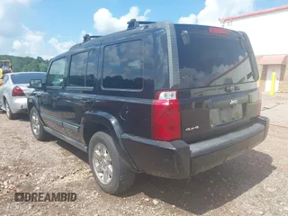 2007 Jeep Commander Sport с VIN 1J8HG48K07C630369, выставлен на аукционе IAAI как лот 42621082 с пробегом 249 852 миль миль и . История ставок и продаж доступна на DreamBid. Изображение 3.