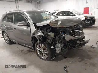 2015 Kia Sorento SX с VIN 5XYKW4A78FG584015, выставлен на аукционе IAAI как лот 41196711 с пробегом 102 269 миль миль и . История ставок и продаж доступна на DreamBid. Изображение 1.
