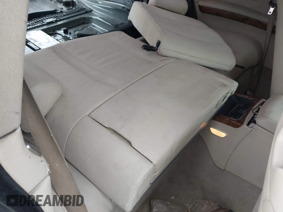 2008 BMW 3 Series 335i with VIN WBAWB73558P039588, listed as a IAAI auction lot 42450021 with 90,912 mi miles and . Bid and sale history available at DreamBid. Image 8.