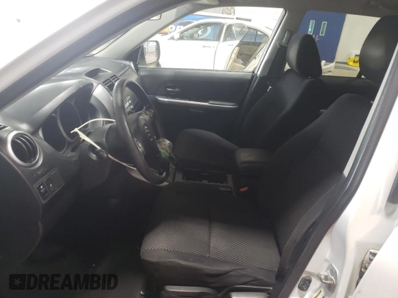 2006 Suzuki Grand Vitara Premium z VIN JS3TD943164101223, wystawiony jako Copart lot #43979705 z przebiegiem 147 813 mil mil oraz Czysty tytuł • Clean title. Historia ofert i sprzedaży dostępna na DreamBid. Obrazek 7.