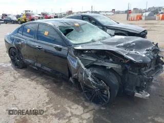 2024 Volvo S60 Plus Black Edition z VIN 7JRL12TH3RG282146, wystawiony jako IAAI lot #41623650 z przebiegiem Nie podano mil oraz . Historia ofert i sprzedaży dostępna na DreamBid. Obrazek 1.