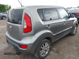 2013 Kia Soul + with VIN KNDJT2A6XD7576637, listed as a IAAI auction lot 42096118 with 178,602 mi miles and . Bid and sale history available at DreamBid. Image 4.