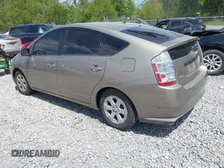 2008 Toyota Prius with VIN JTDKB20U187723943, listed as a IAAI auction lot 41991967 with 180,204 mi miles and . Bid and sale history available at carsss.com. Image 3.