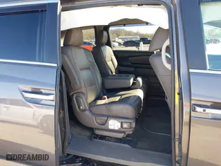 2016 Honda Odyssey EX-L with VIN 5FNRL5H6XGB020370, listed as a IAAI auction lot 41843941 with 189,980 mi miles. Bid and sale history available at carsss.com. Image 8.