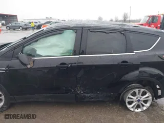 2017 Ford Escape SE with VIN 1FMCU0G91HUB97587, listed as a IAAI auction lot 41434424 with 1 mi miles. Bid and sale history available at carsss.com. Image 6.
