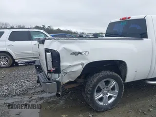 2011 Chevrolet Silverado 1500 Work Truck with VIN 1GCRKPE31BZ444449, listed as a IAAI auction lot 41748673 with 281,971 mi miles and . Bid and sale history available at DreamBid. Image 6.