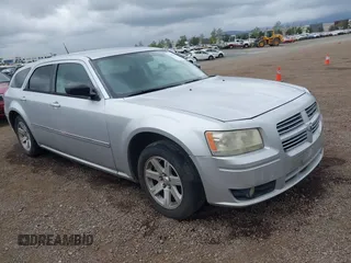 2008 Dodge Magnum SXT with VIN 2D4FV37V48H225739, listed as a IAAI auction lot 42078883 with Not Provided miles and . Bid and sale history available at carsss.com. Image 1.
