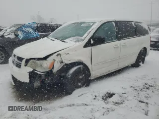 2012 Dodge Grand Caravan SE with VIN 2C4RDGBG5CR104220, listed as a Copart auction lot 81814644 with 206,284 mi miles and Salvage Title. Bid and sale history available at DreamBid. Image 1.
