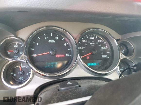 2008 GMC Sierra 3500HD DRW SLE2 z VIN 1GTJK33688F205851, wystawiony jako Copart lot #77532264 z przebiegiem 196 137 mil mil oraz Czysty tytuł • Clean title. Historia ofert i sprzedaży dostępna na DreamBid. Obrazek 9.