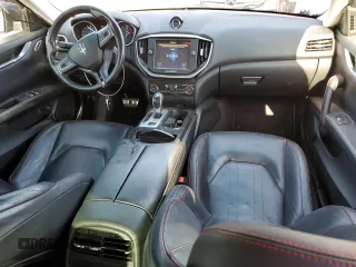 2015 Maserati Ghibli z VIN ZAM57XSA2F1159407, wystawiony jako Copart lot #57806715 z przebiegiem 93 185 mil mil oraz Szkody całkowita. Historia ofert i sprzedaży dostępna na DreamBid. Obrazek 8.