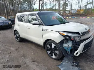 2015 Kia Soul ! with VIN KNDJX3A55F7186713, listed as a IAAI auction lot 41730772 with 86,139 mi miles. Bid and sale history available at carsss.com. Image 1.