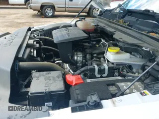 2025 Ram 1500 Big Horn z VIN 1C6RREFG7SN534270, wystawiony jako IAAI lot #42577361 z przebiegiem 33 491 mil mil oraz . Historia ofert i sprzedaży dostępna na DreamBid. Obrazek 19.