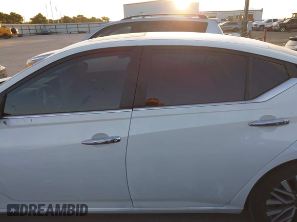2024 Nissan Altima SV с VIN 1N4BL4DV4RN352002, выставлен на аукционе IAAI как лот 39677646 с пробегом 2 880 миль миль и . История ставок и продаж доступна на DreamBid. Изображение 14.