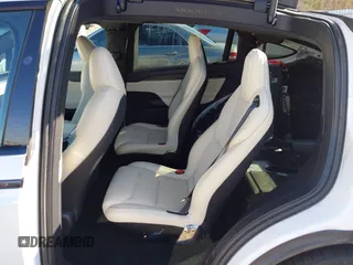 2022 Tesla Model X Plaid z VIN 7SAXCBE64NF352928, wystawiony jako IAAI lot #41406070 z przebiegiem 38 175 mil mil oraz . Historia ofert i sprzedaży dostępna na DreamBid. Obrazek 8.