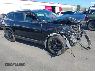 2018 Volkswagen Atlas SEL Premium z VIN 1V2NR2CA9JC577278, wystawiony jako IAAI lot #41724056 z przebiegiem 67 961 mil mil oraz . Historia ofert i sprzedaży dostępna na DreamBid. Obrazek 1.