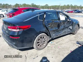 2019 Kia Optima LX with VIN 5XXGT4L37KG321862, listed as a IAAI auction lot 41744721 with 105,875 mi miles. Bid and sale history available at carsss.com. Image 4.
