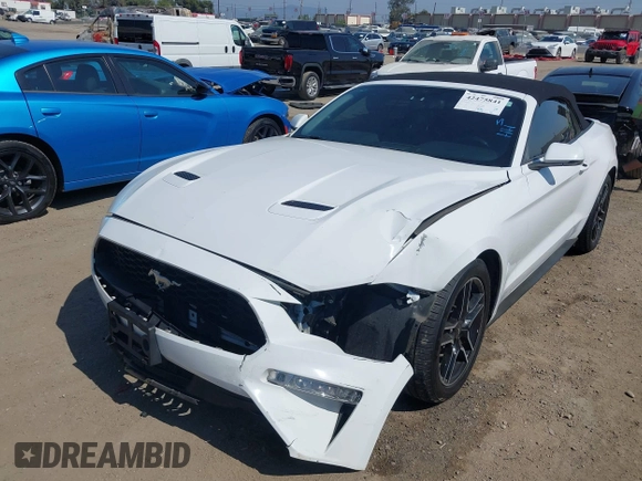 2020 Ford Mustang EcoBoost z VIN 1FATP8UH0L5105965, wystawiony jako IAAI lot #42475841 z przebiegiem 68 999 mil mil oraz . Historia ofert i sprzedaży dostępna na DreamBid. Obrazek 18.