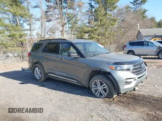 2020 Ford Explorer XLT with VIN 1FMSK8DH7LGC25007, listed as a IAAI auction lot 41772003 with 68,605 mi miles and . Bid and sale history available at carsss.com. Image 1.