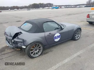 2006 Mazda MX-5 Miata Grand Touring with VIN JM1NC25F760103866, listed as a IAAI auction lot 40879777 with 50,209 mi miles and . Bid and sale history available at DreamBid. Image 4.