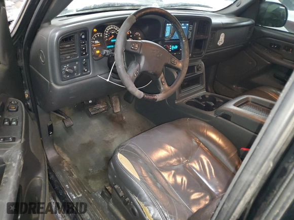 2005 Chevrolet Silverado 1500 Z71 with VIN 1GCEK19B95Z115287, listed as a Copart auction lot 44511215 with 224,632 mi miles and Salvage Title. Bid and sale history available at carsss.com. Image 8.