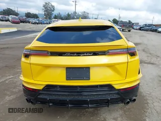 2023 Lamborghini Urus S z VIN ZPBUB3ZL1PLA24058, wystawiony jako IAAI lot #41686367 z przebiegiem 15 346 mil mil oraz . Historia ofert i sprzedaży dostępna na DreamBid. Obrazek 16.