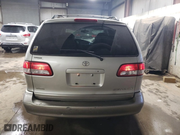 2002 Toyota Sienna LE with VIN 4T3ZF13C02U446097, listed as a Copart auction lot 77127844 with 182,873 mi miles and Salvage Title. Bid and sale history available at carsss.com. Image 6.