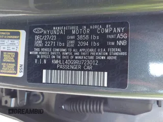 2024 Hyundai Elantra SE with VIN KMHLL4DG9RU723012, listed as a IAAI auction lot 41666819 with 6,374 mi miles and . Bid and sale history available at DreamBid. Image 9.
