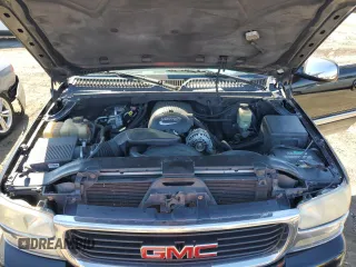 2001 GMC Yukon XL SLE with VIN 3GKFK16T31G132229, listed as a Copart auction lot 71603784 with 236,010 mi miles and Salvage Title. Bid and sale history available at carsss.com. Image 12.