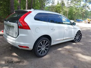 2017 Volvo XC60 Inscription с VIN YV449MRU5H2212488, выставлен на аукционе IAAI как лот 42165858 с пробегом 77 056 миль миль и . История ставок и продаж доступна на DreamBid. Изображение 4.