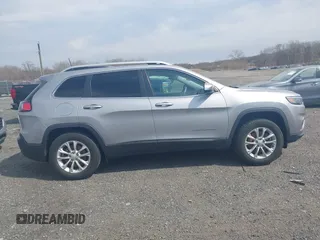 2019 Jeep Cherokee Latitude with VIN 1C4PJMCB4KD239465, listed as a IAAI auction lot 41849483 with 81,229 mi miles. Bid and sale history available at carsss.com. Image 13.
