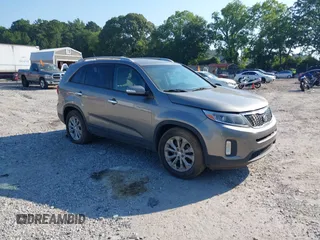 2014 Kia Sorento EX with VIN 5XYKU4A77EG430853, listed as a IAAI auction lot 42675813 with 177,169 mi miles and . Bid and sale history available at DreamBid. Image 1.
