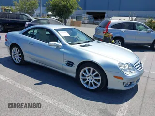 2007 Mercedes-Benz SL 550 with VIN WDBSK71F17F131958, listed as a IAAI auction lot 42575284 with 71,643 mi miles and . Bid and sale history available at DreamBid. Image 1.
